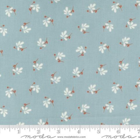 33782 15 Melrose Beverly Blue Sky