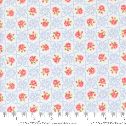 18782 11 - Small Floral - Off White Brenda Riddle Designs, Moda Fabrics, Memory Lane by Brenda Riddle, 18782 11 - Small Floral - Off White