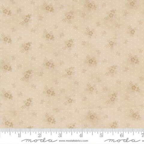 3 Sisters, 3 Sisters by Moda, Moda Fabrics, 3 Sisters Breathtaking Blues, Breathtaking Blues fabric, 44406 12 - Little Flower Ecru